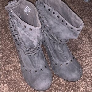 Boutique Heeled Booties - 7.5